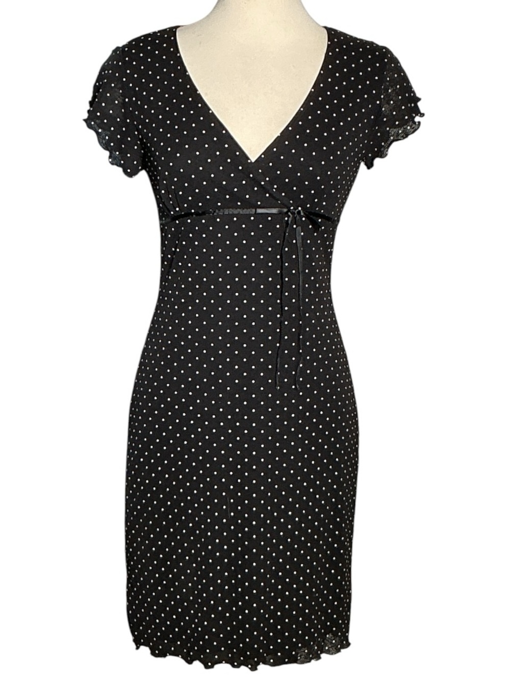Vintage Y2K Polka Dot Shortsleeve V Neck Midi Dress with Bow